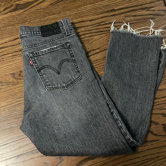 Levi’s Wedgie Straight Black Jeans - Picture 2 of 5